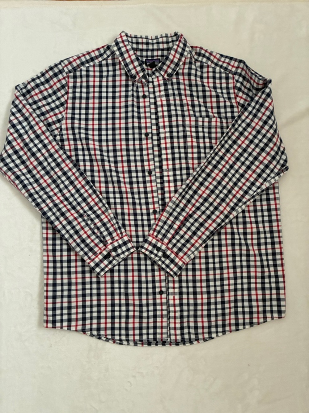Patagonia 100% organic cotton button up shirt